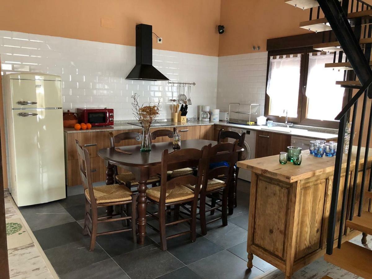 La Salceda Villa Torre Val De San Pedro Eksteriør billede